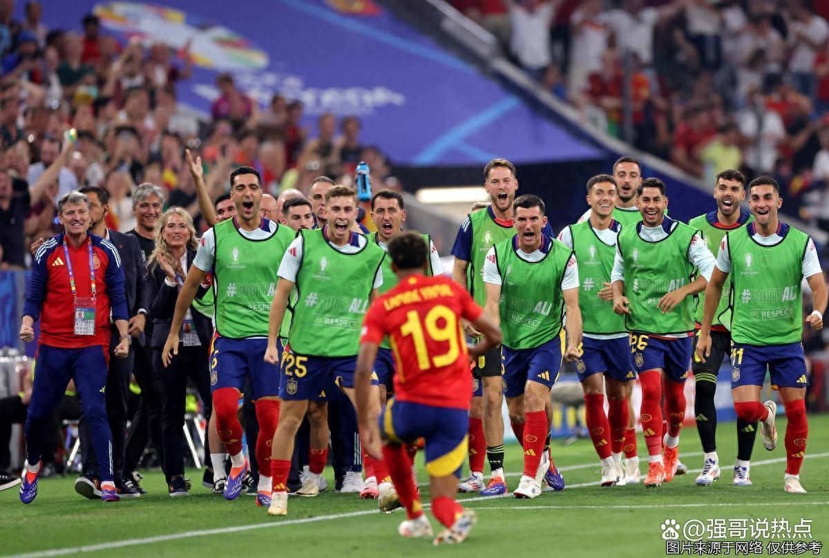 欧洲杯决赛战火激烈，球队争夺冠军荣誉 