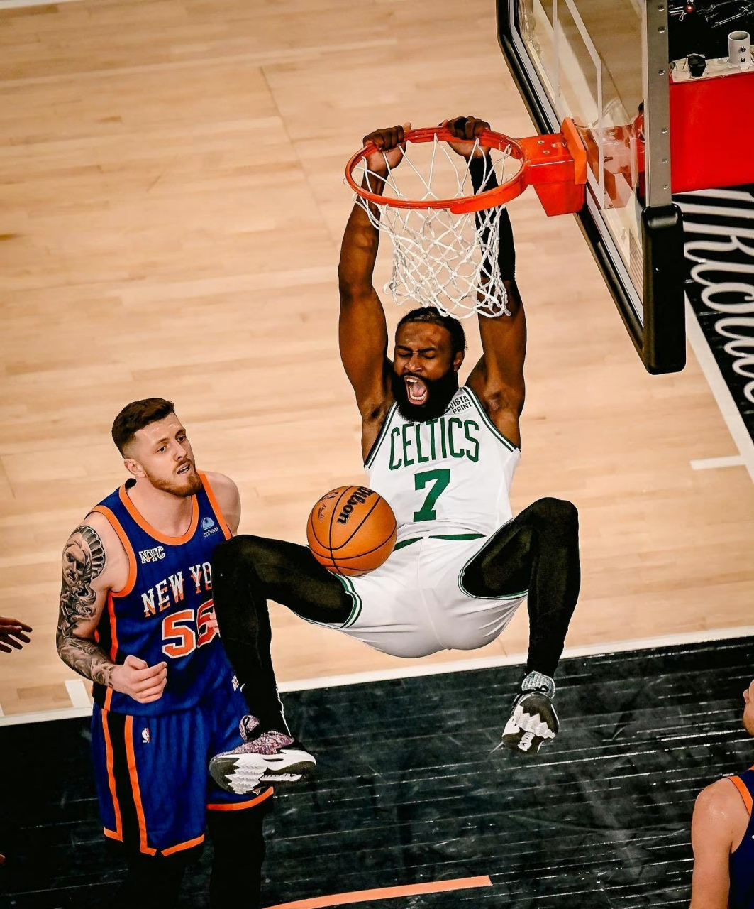 波士顿客场大胜，泰特姆狂砍+难掩全队优势的简单介绍